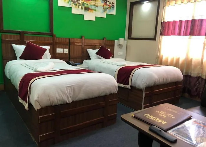 Apa Ammaa Lodge, Restaurant, And Hotel *
